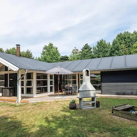 Сasa de vacaciones 10 Person In Vaeggerlose-by Traum
